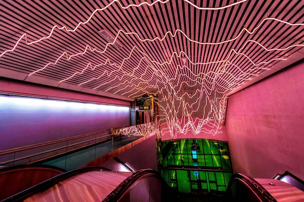 Yeni trainstation, Vanadislunden ayrıntılar.