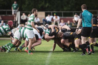 Rugby oyunu Hammarby If ve Arstafalt, Stockholm sürgünler arasında