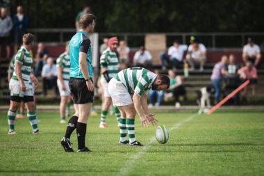 Rugby oyunu Hammarby If ve Arstafalt, Stockholm sürgünler arasında