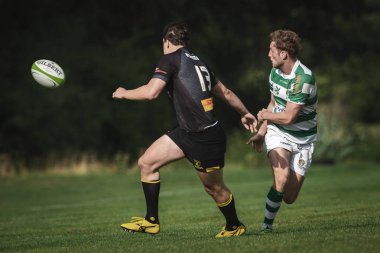 Rugby oyunu Hammarby If ve Arstafalt, Stockholm sürgünler arasında