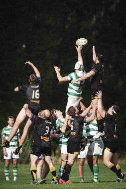 Rugby oyunu Hammarby If ve Arstafalt, Stockholm sürgünler arasında