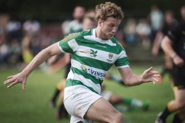 Rugby oyunu Hammarby If ve Arstafalt, Stockholm sürgünler arasında