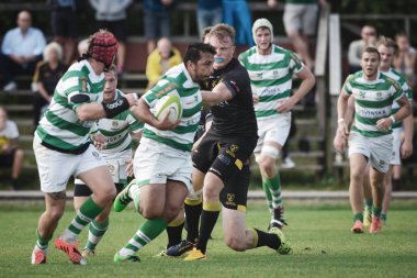 Rugby oyunu Hammarby If ve Arstafalt, Stockholm sürgünler arasında