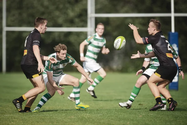 Rugby oyunu Hammarby If ve Arstafalt, Stockholm sürgünler arasında