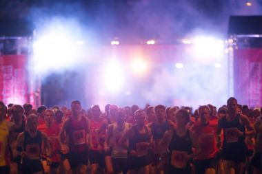 Gece yarısı çalıştırmak veya Midnattsl ilk numaralı seribaşı grup başlangıcı