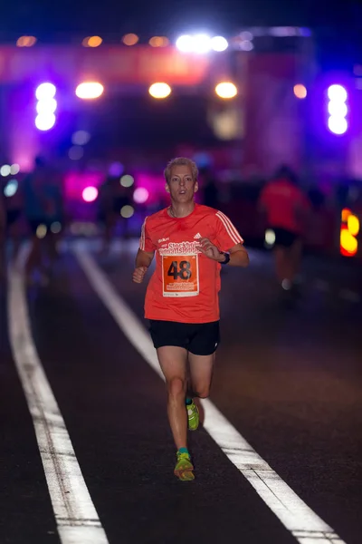 Before the start and warmup at the midnight run or Midnattsloppe — Stock Photo, Image