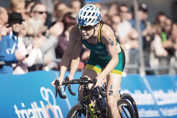 Ashleigh Gentle (AUS) cycling in the womens ITU triathlon series