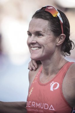 Kazanan Flora kadın ITU tria medya için poz Duffy (Ber)