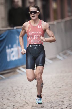 Kazanan Flora çalışan kadın ITU t lider Duffy (Ber)