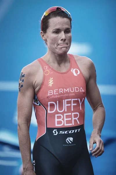 Siegerin flora duffy (ber) beim Zieleinlauf der Frauen — Stockfoto