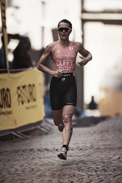 Flora kadın ITU triatlon serisi çalışan Duffy (Ber)