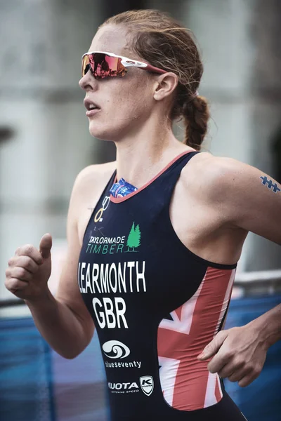 Jessica Learmonth (GBR) corriendo por el segundo lugar en el wome —  Fotos de Stock