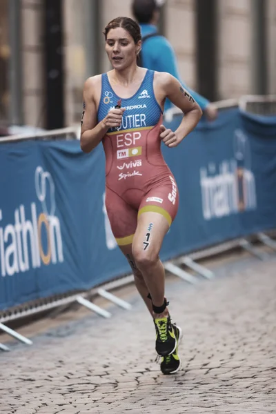 Carolina kadın ITU triatlon serie çalıştıran Routier (Esp)