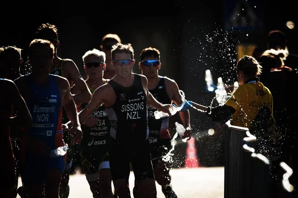 Ryan yalak waterstation ITU tr çalıştıran Sissons (Nzl)