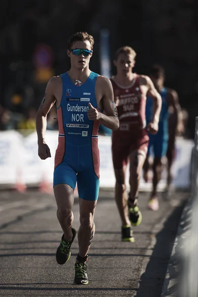 Jorgen Gundersen (Nor) yalak eski CIT sokaklarında çalışan