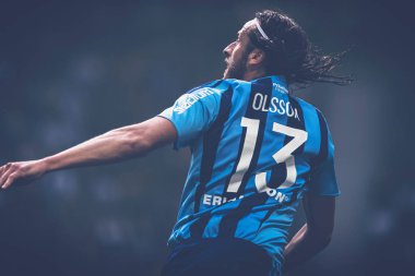 AIK ve DIF Al için arasında futbol derby, Jonas Olsson (DIF)