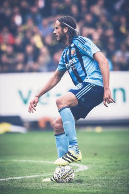 AIK ve DIF Al için arasında futbol derby, Jonas Olsson (DIF)