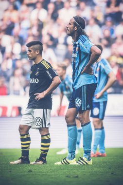 AIK ve DIF Al için arasında futbol derby, Jonas Olsson (DIF)