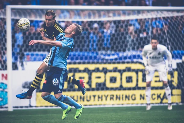 Футбол дербі між АІК та Dif в Allsvenskan — стокове фото