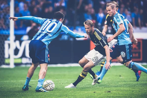 AIK ve DIF Allsvenskan arasında futbol derby