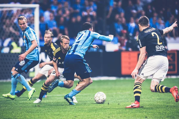 AIK ve DIF Allsvenskan arasında futbol derby