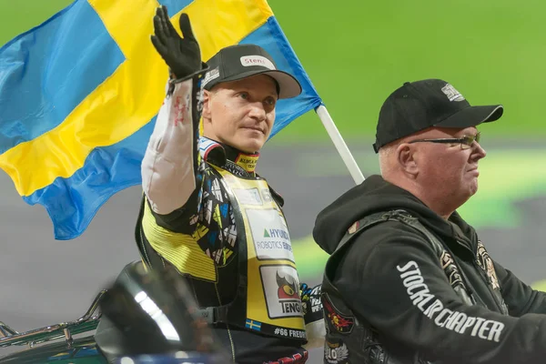 弗雷德里克 • 林格伦 （瑞典） 进入对摩托车自行车在斯德哥尔摩 Fi — 图库照片