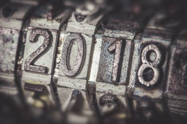 Yeni yıl stamper ile sayı ya da yıl rubbe üzerinde Mürekkeplenmiş 2018