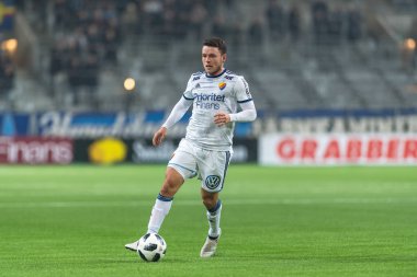 Orta saha oyuncusu Kerim Mrabti (DIF) İsveç Kupası Çeyrek Final b
