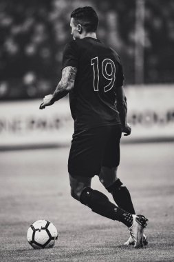 Solna, İsveç, Mart, 18, 2018: AIK orta saha oyuncusu Ahmed Yasin Svenska cupen yarı final topun sahibi. Filtre