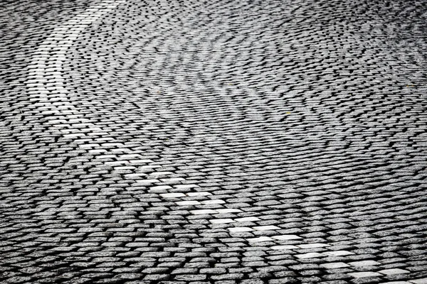 White Line Cobblestone Road Hills Grinzing Vienna Austria — Stock Photo, Image