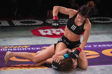 Fannie Redman (Swe) ve Zejna Krantic (Bih)