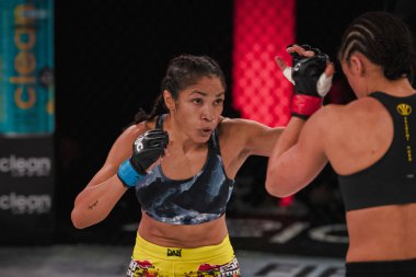 Malin Hermansson (Swe) ve Karla Benitez (Esp)