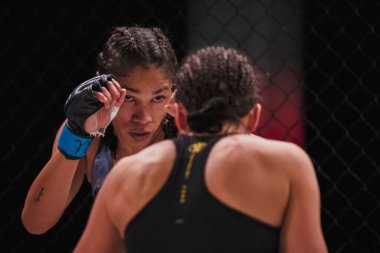 Malin Hermansson (Swe) ve Karla Benitez (Esp)