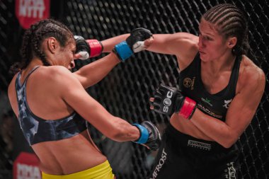 Malin Hermansson (Swe) ve Karla Benitez (Esp)