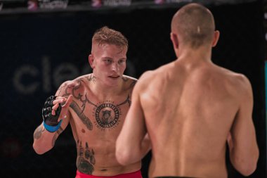 Adam Westlund ve Robin Roos arasındaki 20. Müsabaka