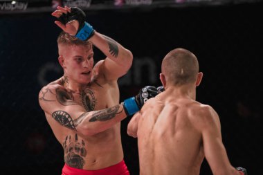 Adam Westlund ve Robin Roos arasındaki 20. Müsabaka