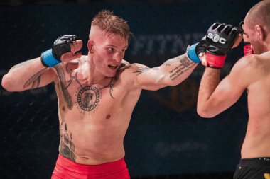 Adam Westlund ve Robin Roos arasındaki 20. Müsabaka