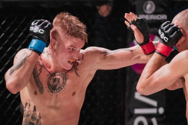 Adam Westlund ve Robin Roos arasındaki 20. Müsabaka