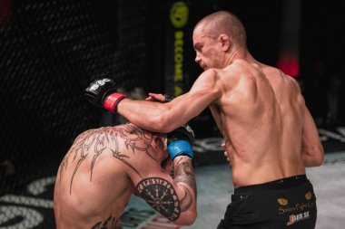 Adam Westlund ve Robin Roos arasındaki 20. Müsabaka
