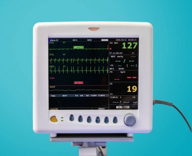 Yoğun bakım biriminde EKG monitör