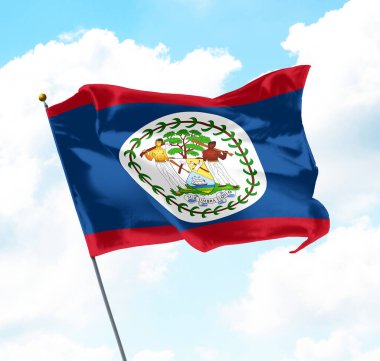 Belize Ulusal Bayrağı Gökyüzü ve Arkaplanda Bulutlarla Yükseldi
