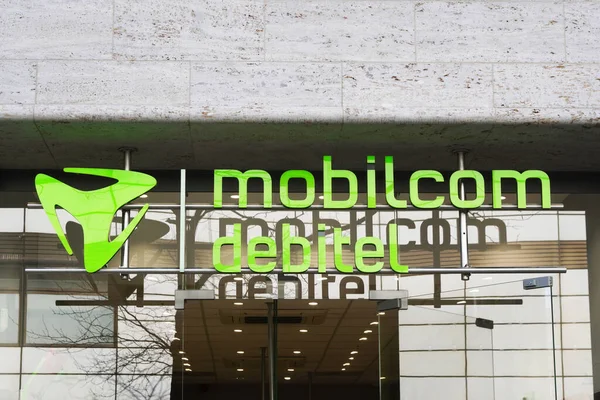 ドイツのハノーバーで2020年3月2日にドイツのモバイルサービスプロバイダーのMobilcom Debitel店 — ストック写真