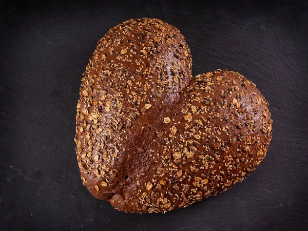 Heart shaped bread loaf — Stock Photo, Image