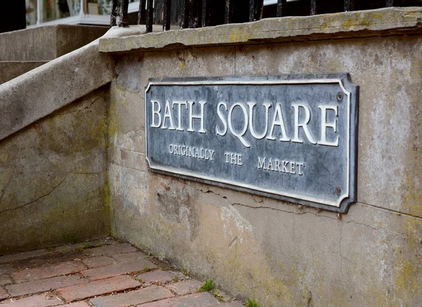 Cartel callejero para Bath Square en Royal Tunbridge Wells — Foto de Stock