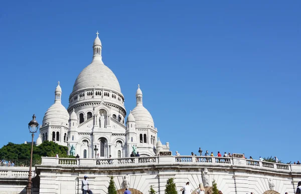 Sacre Coeur basilika i Montmartre i Paris — Stockfoto