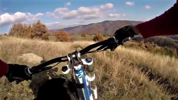 Macedonië Skopje December 2016 Extreme Mountainbike Rijden Herfst — Stockvideo