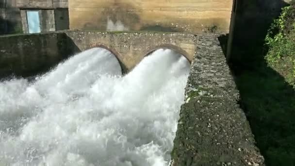 Tuberías Drenaje Aguas Residuales Contaminante Del Medio Ambiente — Vídeos de Stock