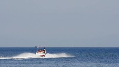 Yunanistan Deniz yüzeyindeki yelken hızlı Motorlu tekne