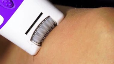 kadın bacaklarını traş