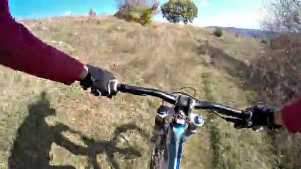 Vista Montaña Montar Bicicleta Otoño — Vídeos de Stock